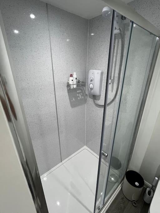 Lento Apartment Winchester Luaran gambar