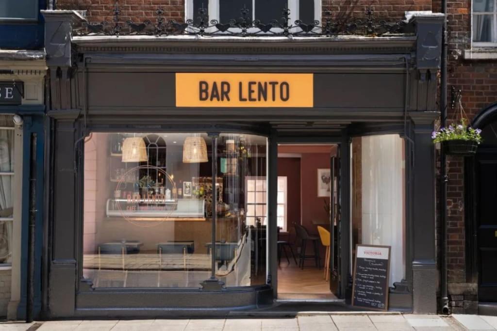 Lento Apartment Winchester Luaran gambar